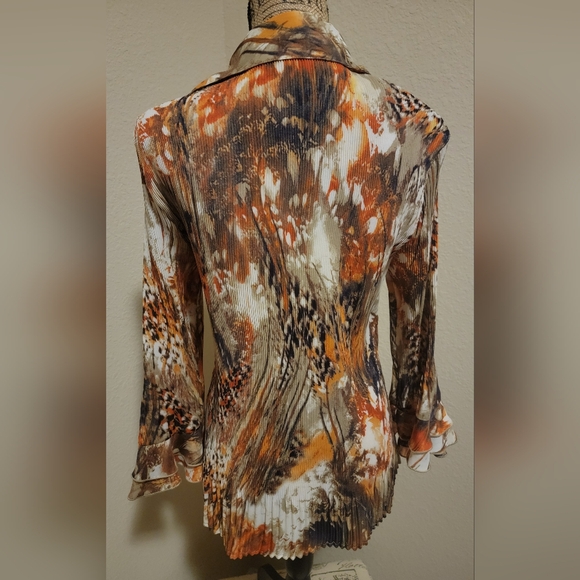 Essentials Multicolor Button-Up Blouse - Picture 2 of 2